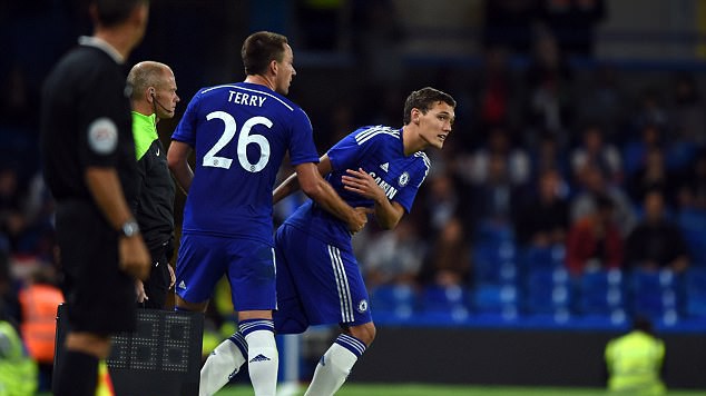 Chelsea lại đối mặt với cáo buộc lách luật trong thương vụ "John Terry mới"