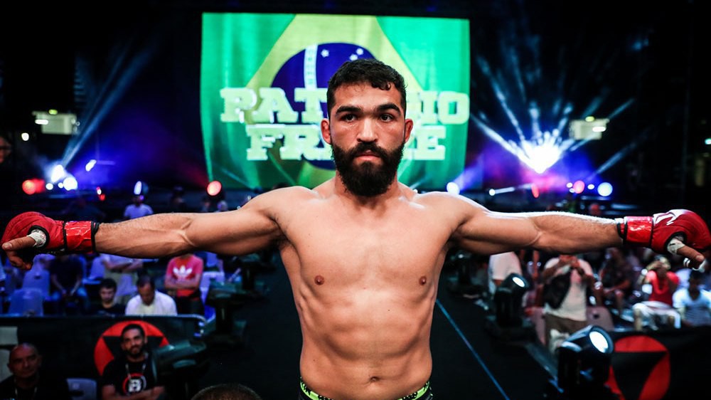 Nhà vô địch Bellator "rao bán" luôn anh trai mình để đổi lấy Jose Aldo