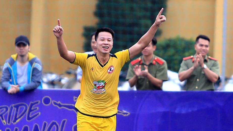 Minh “híp”: “Sao mai” điển trai và... thần tài của FC Gia Việt