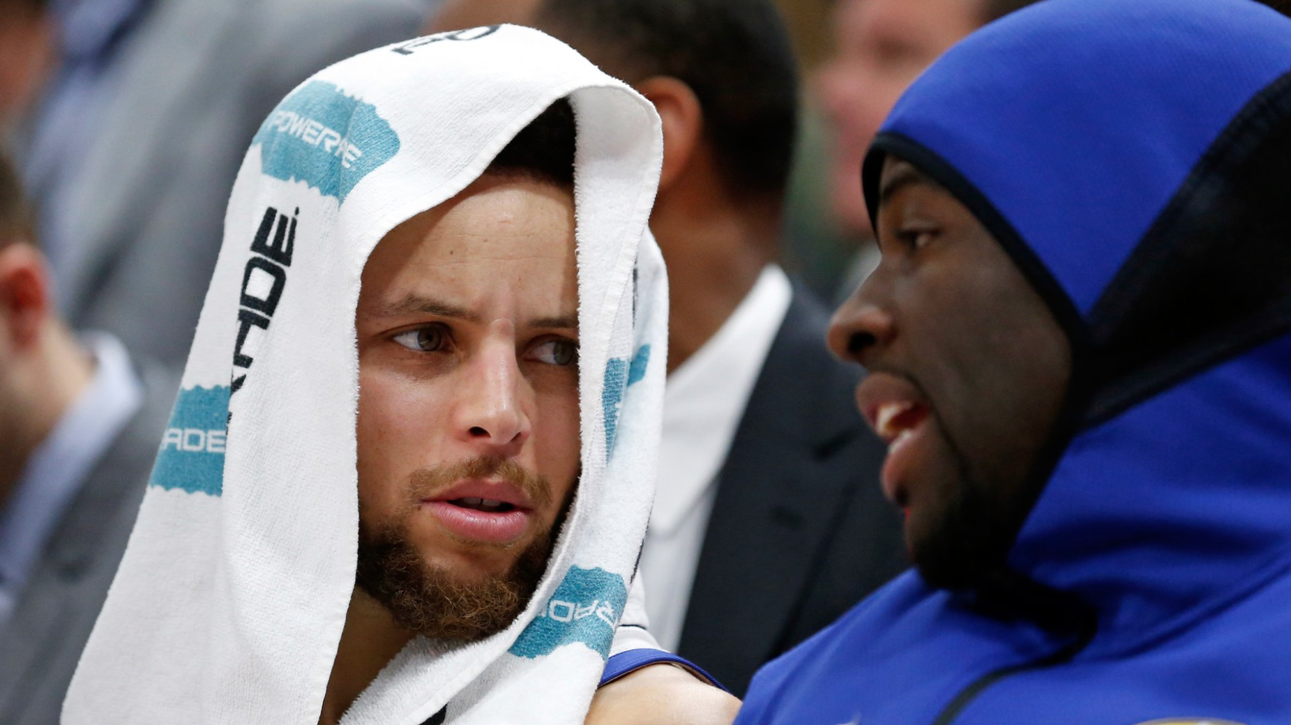 Draymond Green có thực sự gặp chấn thương hay đây là chiêu trò của Golden State Warriors?
