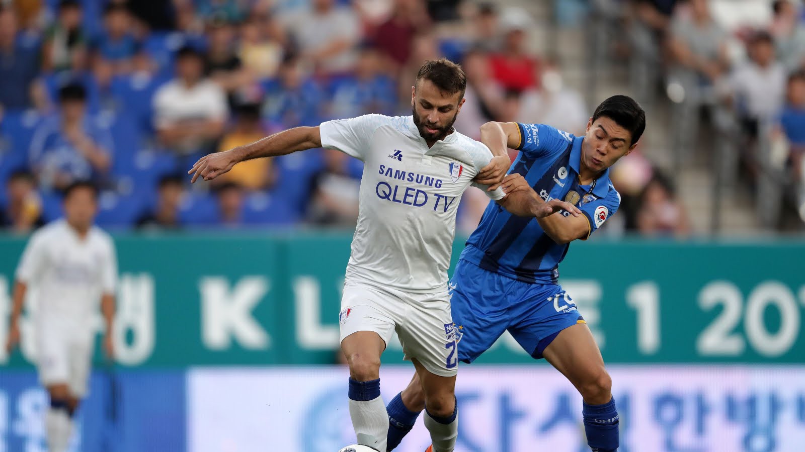 Nhận định tỷ lệ cược kèo bóng đá tài xỉu trận Suwon Bluewings vs Pohang