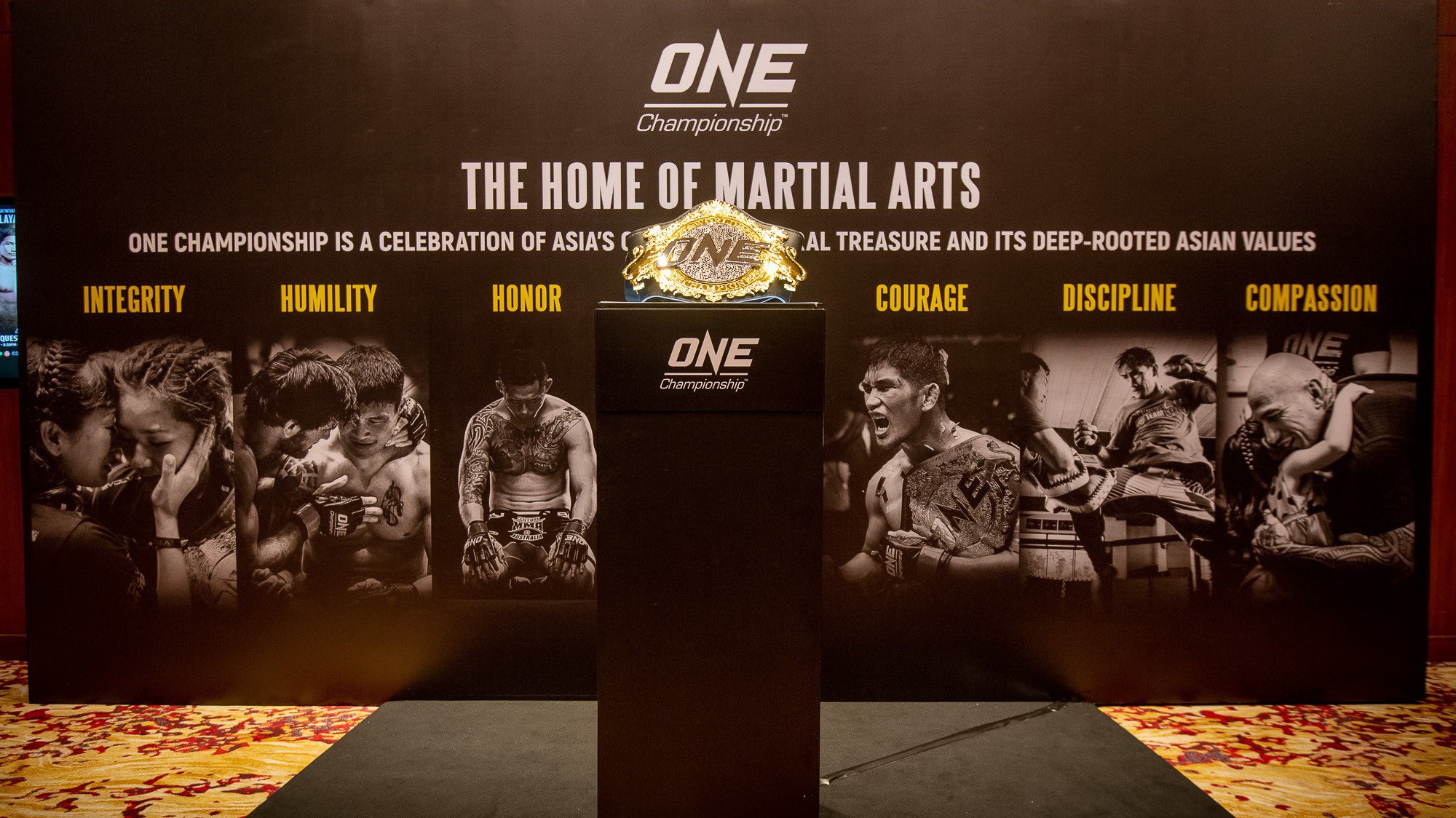Vì sao ONE Championship không sợ phát sóng miễn phí các trận đấu?