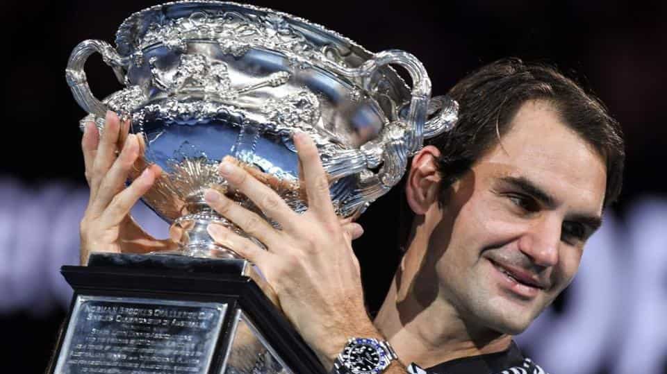 Chú Toni của Nadal tung nhận xét gây sốc về Federer