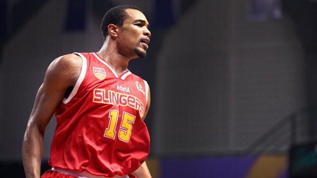 Mono Vampire 81-91 Singapore Slingers: X-Man suýt đạt Triple-Double