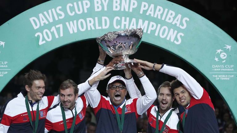 Davis Cup thay đổi thể thức thi đấu từ năm tới - Ảnh 1. Davis Cup thay đổi thể thức thi đấu từ năm tới - Ảnh 1.