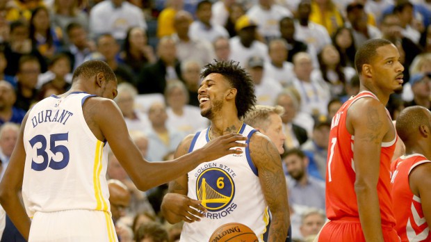 Kevin Durant nhận định Warriors đã trẻ trung trở lại sau hành động của Draymond Green