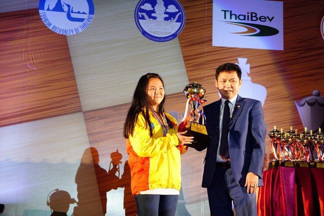 Bạch Ngọc Thùy Dương: Ngôi sao mới sáng giá của làng cờ Việt Nam - Ảnh 5. Bạch Ngọc Thùy Dương: Ngôi sao mới sáng giá của làng cờ Việt Nam - Ảnh 5.