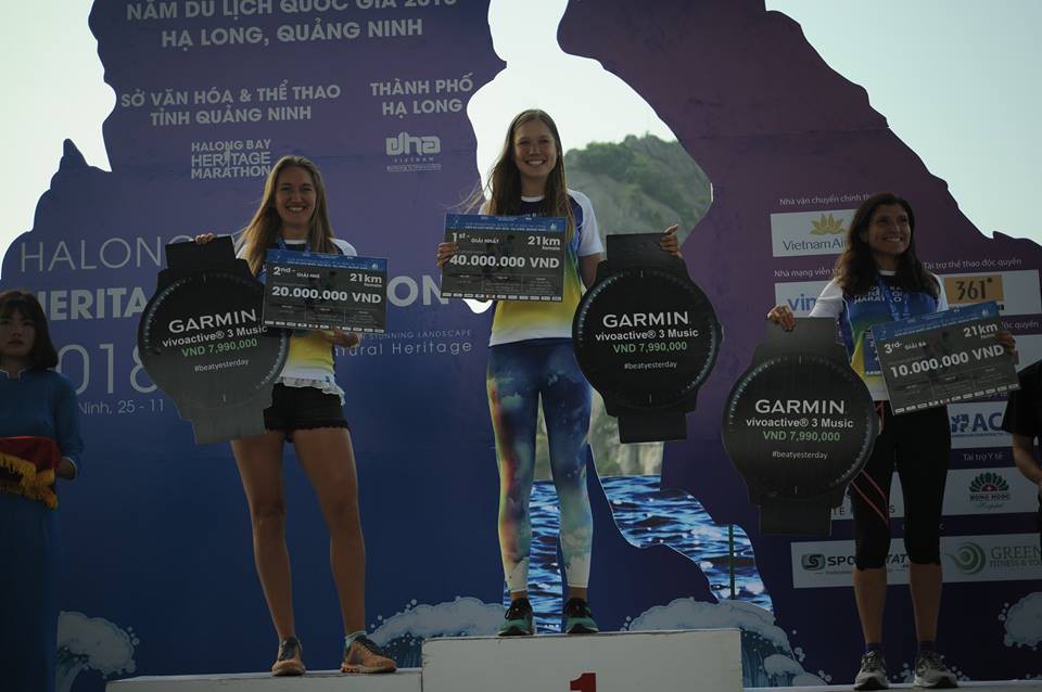 ĐKVĐ 100km VMM chịu thua kỷ lục gia 100km thế giới Lee Grantham ở Hạ Long - Ảnh 11. ĐKVĐ 100km VMM chịu thua kỷ lục gia 100km thế giới Lee Grantham ở Hạ Long - Ảnh 11.