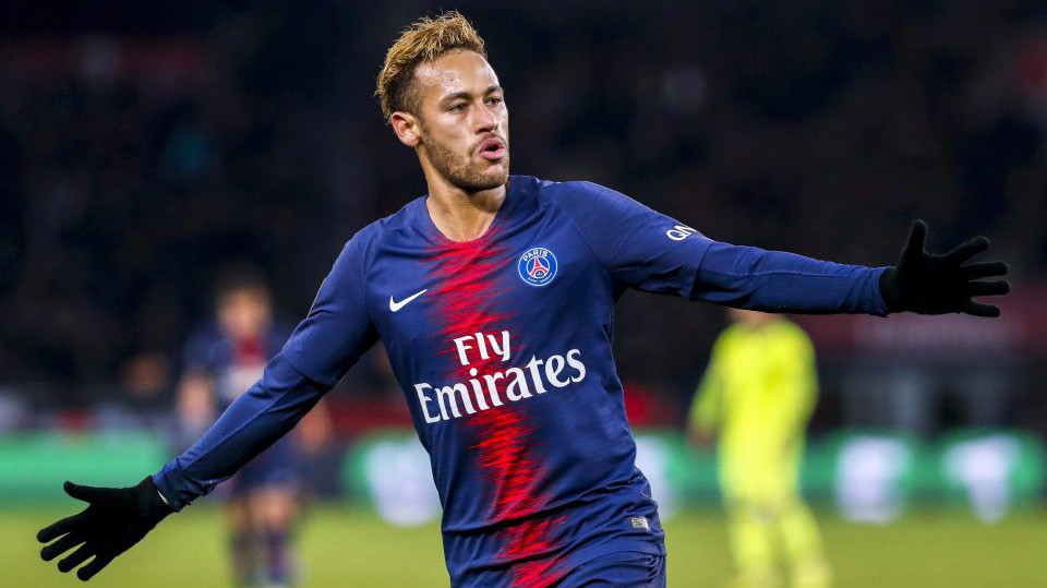 Báo chí Pháp tiết lộ mức lương gây sốc và điều khoản kỳ lạ của Neymar với PSG