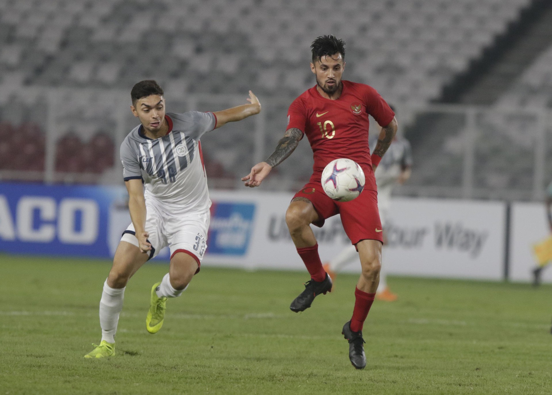 Đội trưởng Philippines cảm thấy rất khác trước trận gặp Việt Nam tại bán kết AFF Cup 2010 - Ảnh 2.