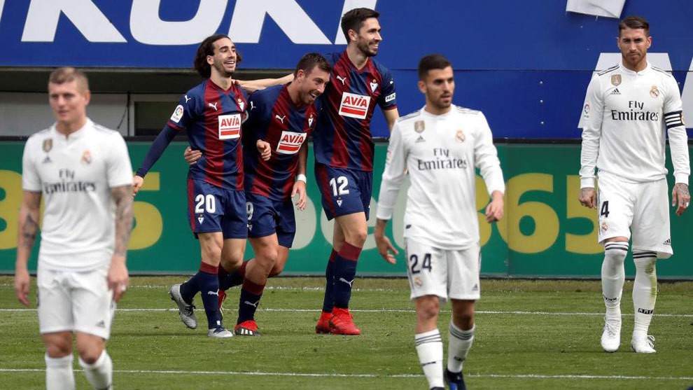 Hiệu suất bàn thắng bại đang ở kỷ lục đèn đỏ báo hiệu điều gì với Real Madrid? - Ảnh 1.