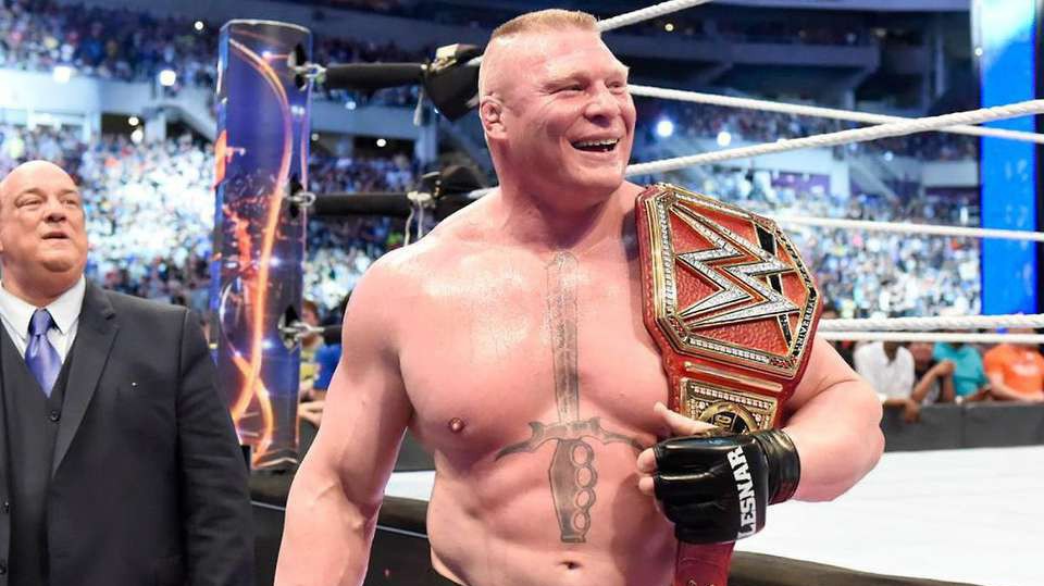 Vì sao Brock Lesnar lại bị cả cộng đồng fan WWE "tẩy chay"?
