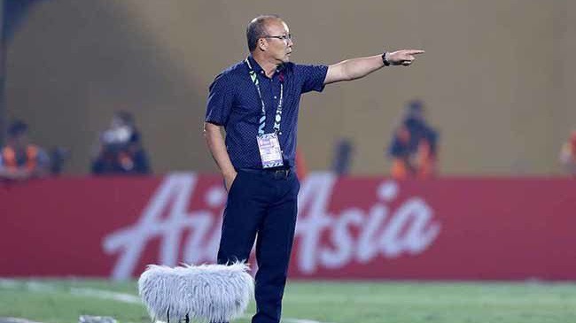 Thầy Park đấu Sven-Goran Eriksson: Tiền tỷ đấu... tiền triệu!