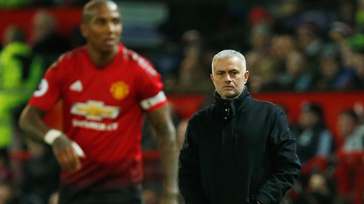 Mourinho tiết lộ điều gì hứa hẹn giúp Man Utd trở lại Top 4 khi năm 2018 khép lại?