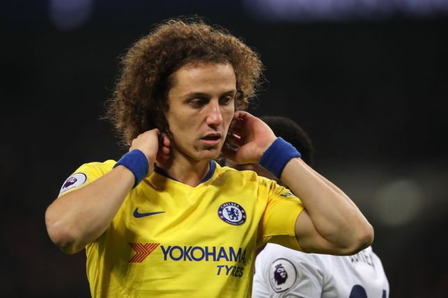 Choáng với số lần David Luiz báo hại bàn thua cho Chelsea ở giải NHA mùa này - Ảnh 1.
