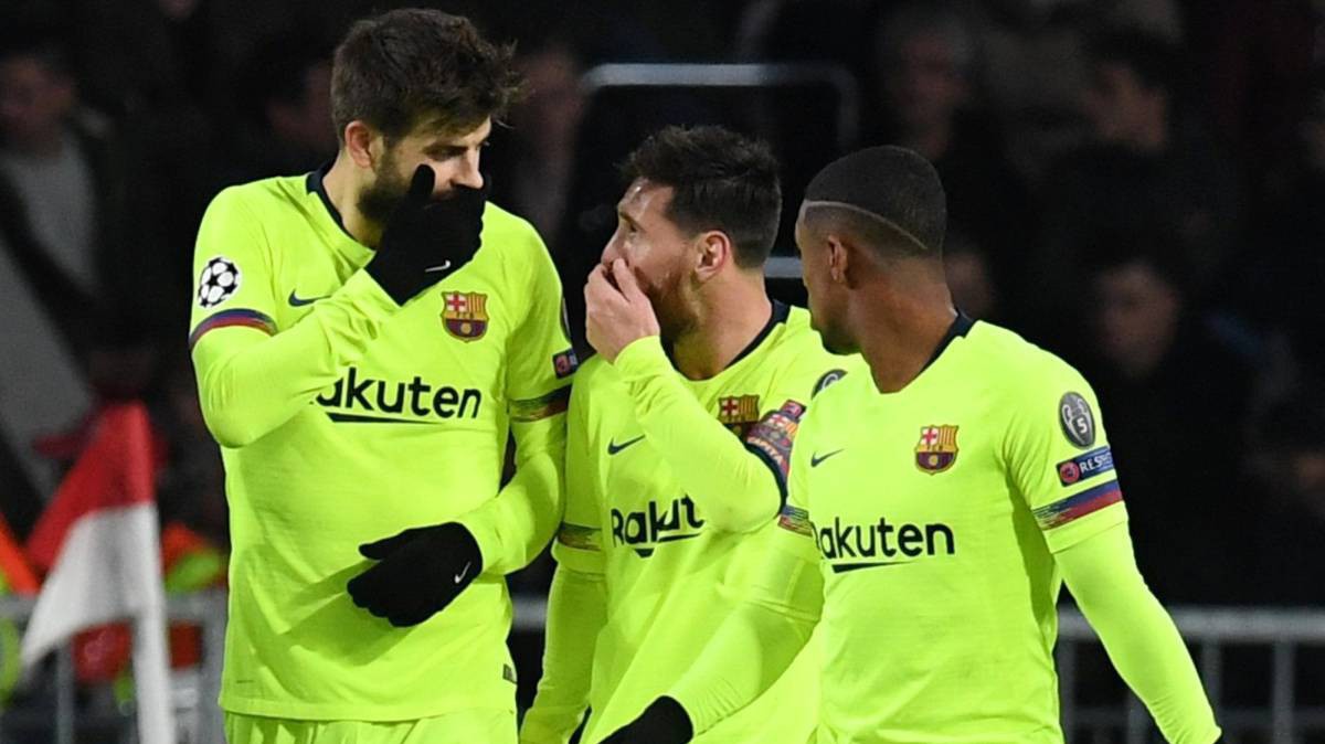 Lionel Messi tố Gerard Pique "chém gió" ở bàn thứ 2 của Barca vào lưới PSV