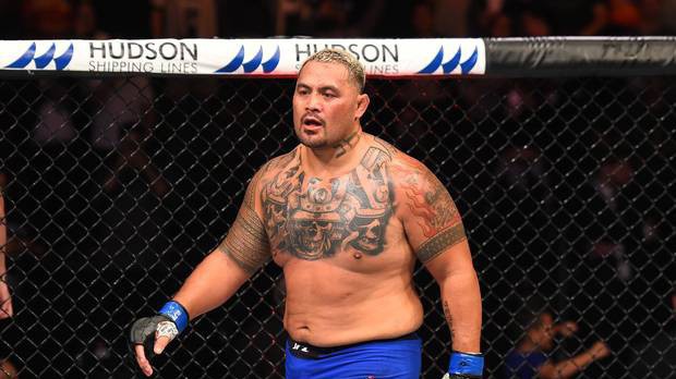 Mark Hunt: Những kẻ nói thi đấu không vì tiền đều là "chém gió"!