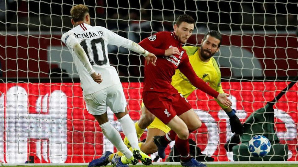 Alisson cứu thua, Van Dijk mắc sai lầm và những điểm nhấn từ trận PSG - Liverpool