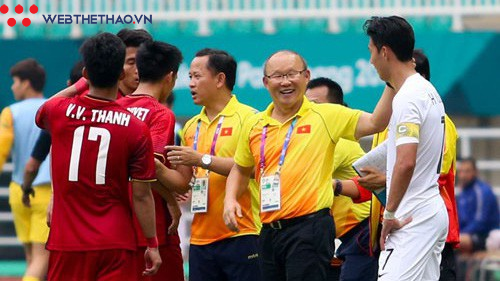 Việt Nam lọt Top 100 trên BXH FIFA mới nhất như cam kết của HLV Park Hang-seo