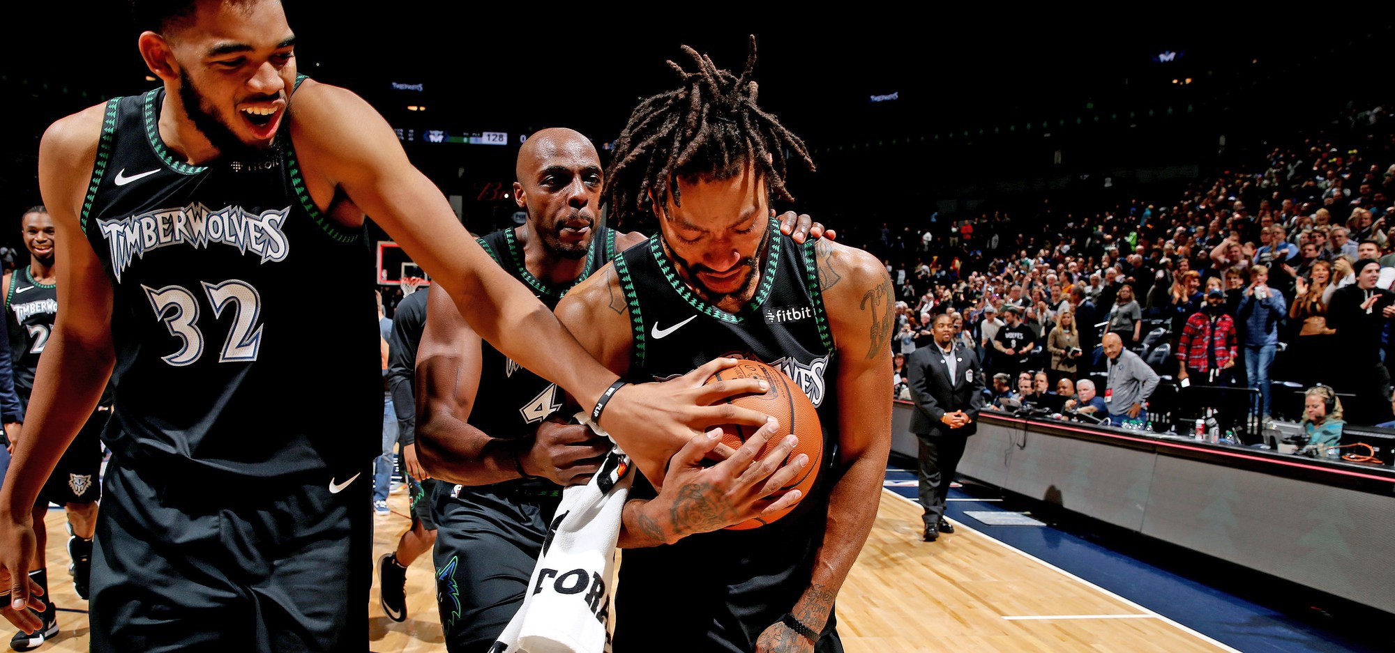 Công bố chính thức tình trạng chấn thương mới của Derrick Rose - Ảnh 1.
