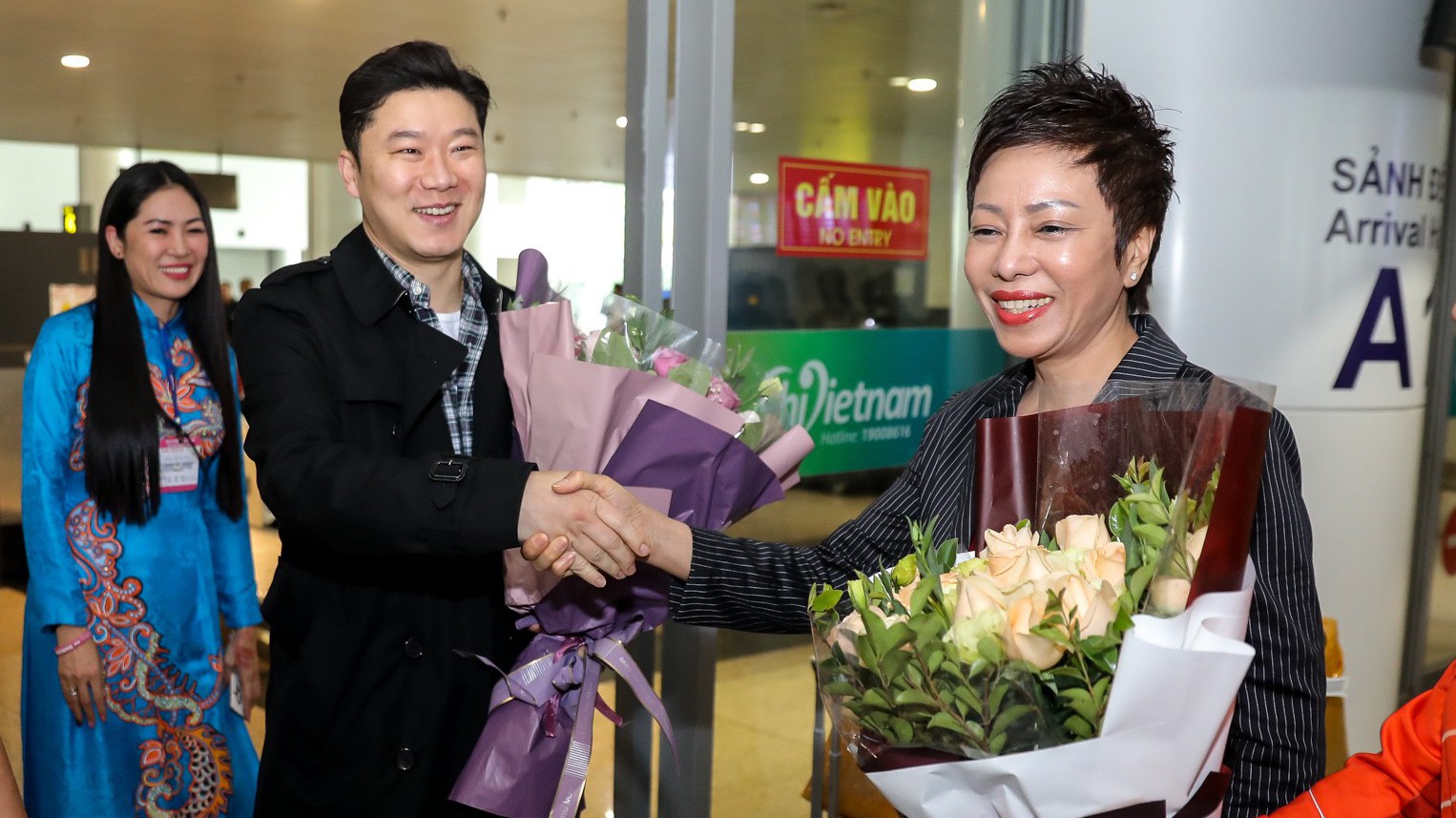 Siêu xạ thủ Jin Jong Oh: "Tôi biết Hoàng Xuân Vinh có tố chất từ lâu rồi"