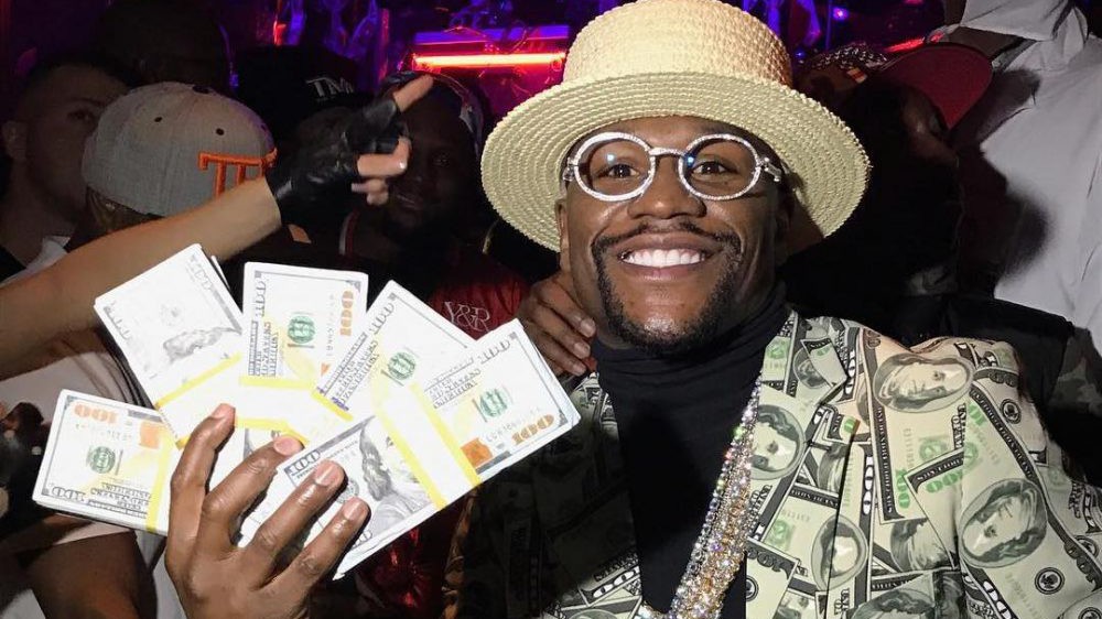 Floyd Mayweather bị phạt hơn nửa triệu đô vì tiền ảo