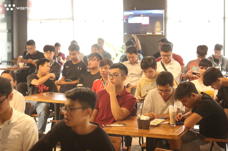 Sôi động Viewing Party cổ vũ trận chung kết CKTG 2018 BO5 của fan LMHT Việt Nam - Ảnh 5. Sôi động Viewing Party cổ vũ trận chung kết CKTG 2018 BO5 của fan LMHT Việt Nam - Ảnh 5.