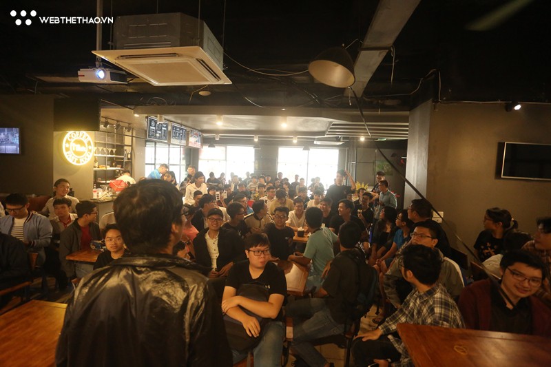 Sôi động Viewing Party cổ vũ trận chung kết CKTG 2018 BO5 của fan LMHT Việt Nam - Ảnh 14. Sôi động Viewing Party cổ vũ trận chung kết CKTG 2018 BO5 của fan LMHT Việt Nam - Ảnh 14.