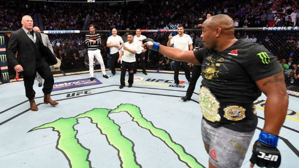 Brock Lesnar nhiều khả năng sẽ là đối thủ cuối cùng của Daniel Cormier