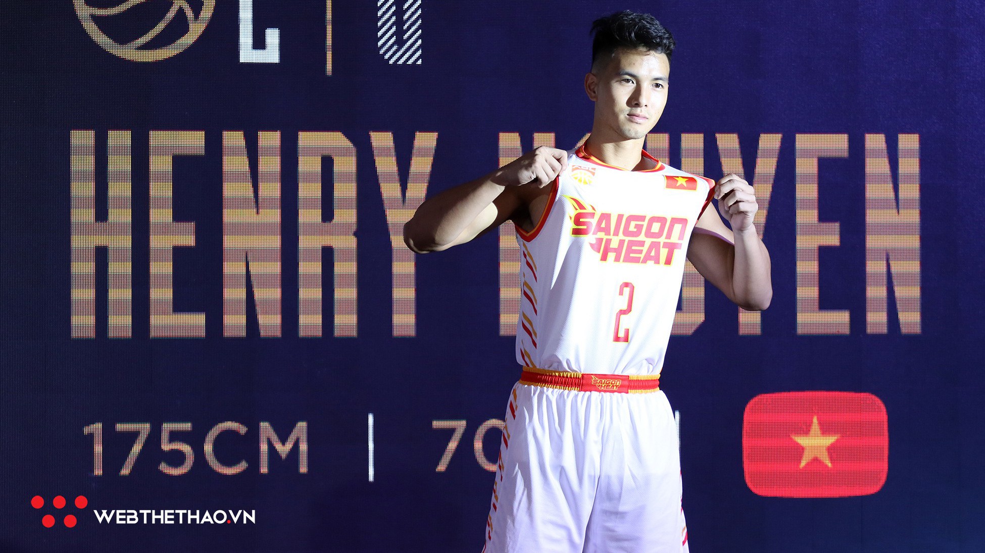Soi mẫu áo thi đấu mới toanh đến từ Bỉ của Saigon Heat tại ABL 9