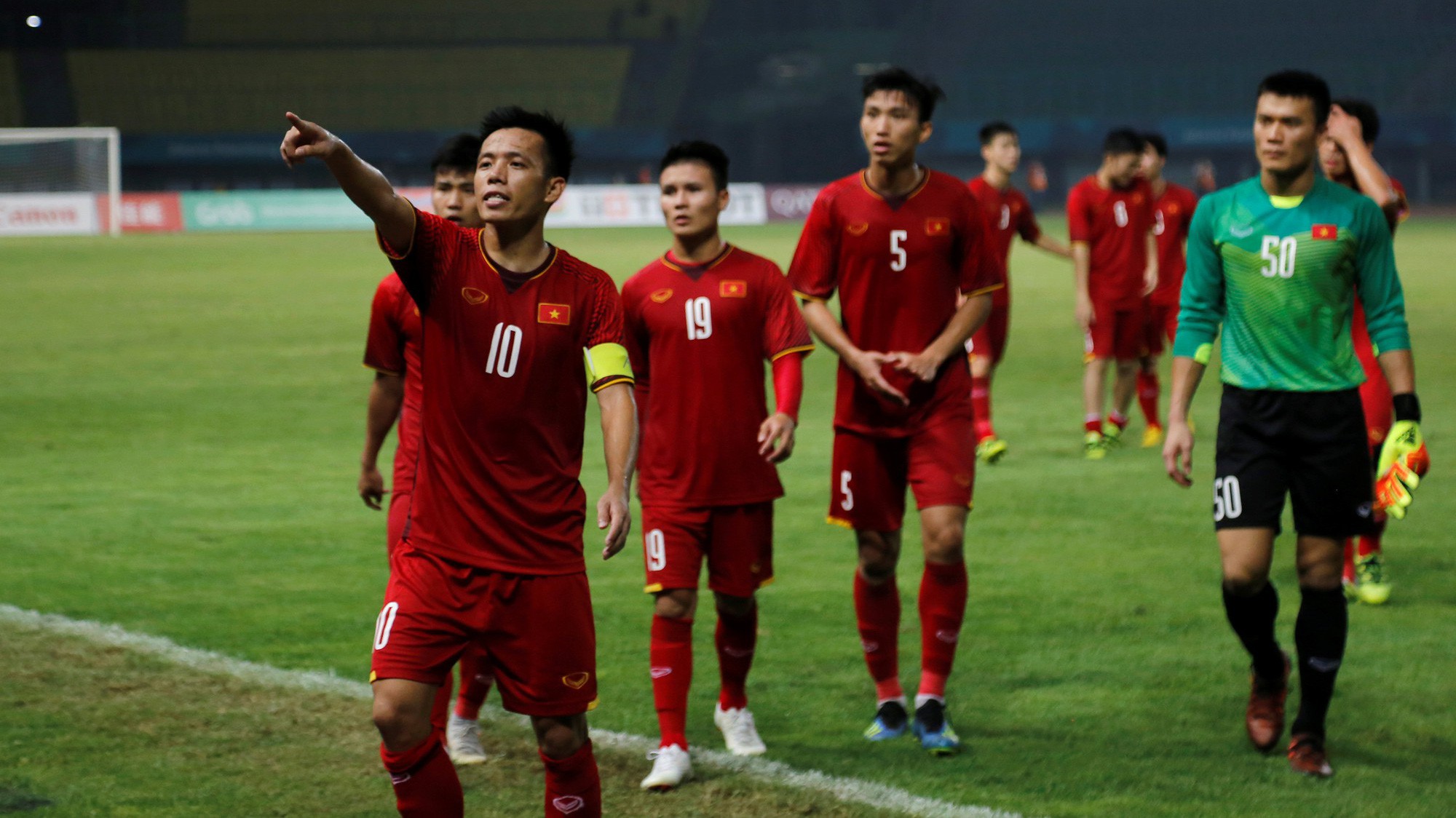 Link trực tiếp AFF Cup 2018: ĐT Lào - ĐT Việt Nam