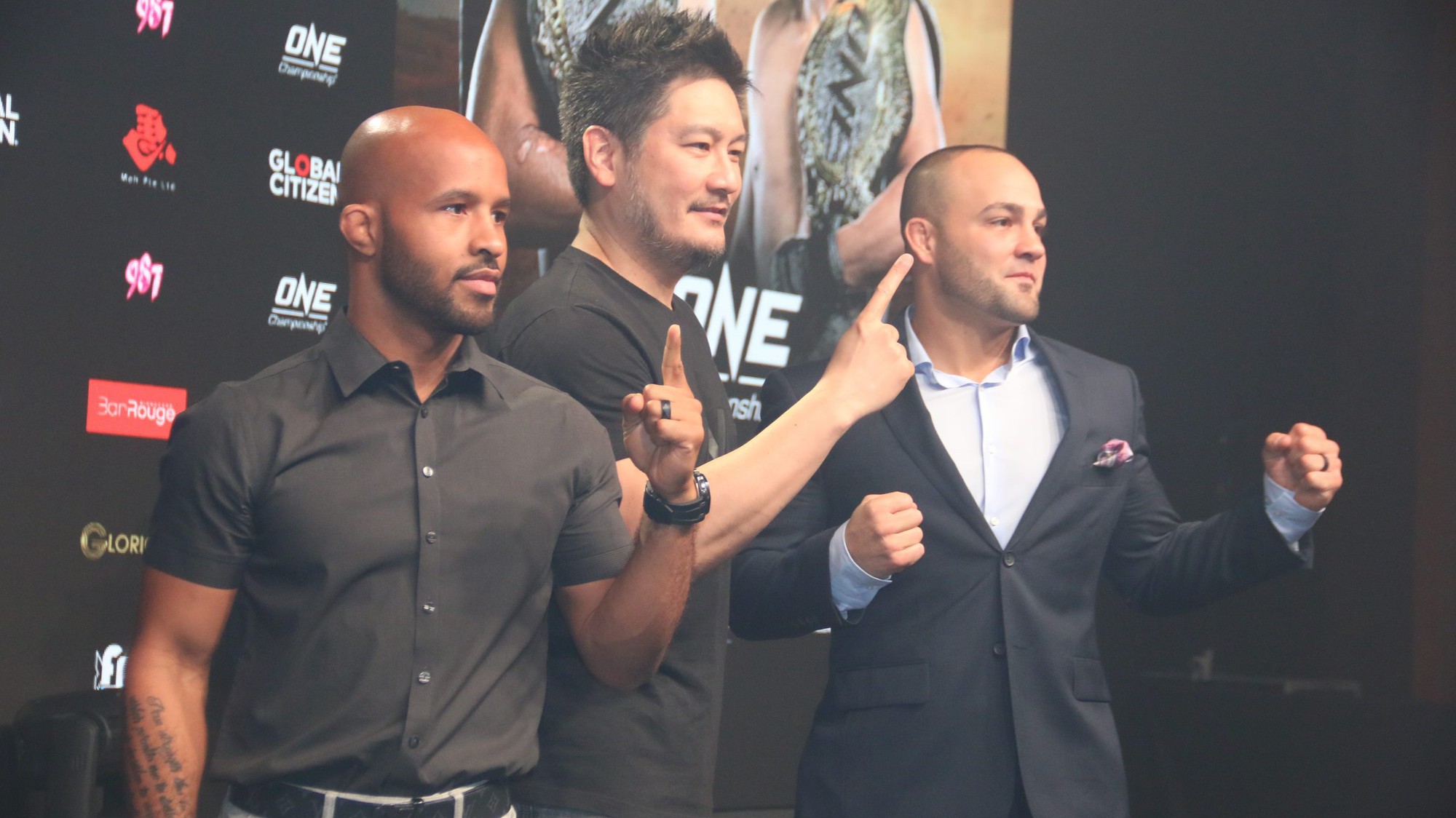 Eddie Alvarez sẵn sàng đấu trong... phòng ngủ nếu fan yêu cầu
