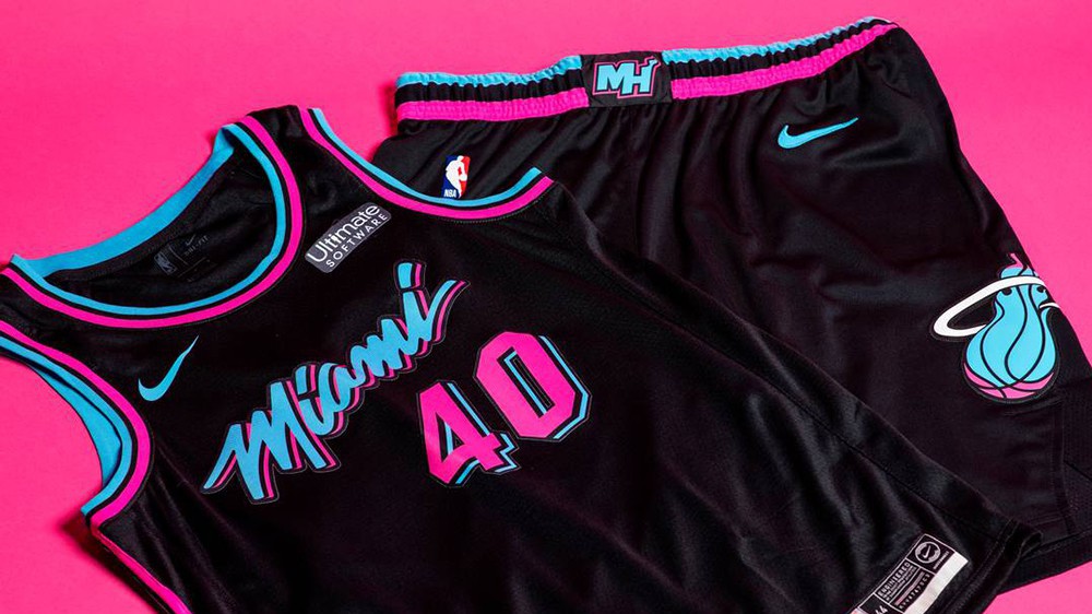 Choáng ngợp hoàn toàn trước đồng phục City Edition mới cùng mặt sân cực kỳ xịn của Miami Heat
