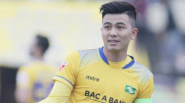Muốn chia tay SLNA, Hùng "xà ngang" phải... phá hợp đồng đã ký nháy!
