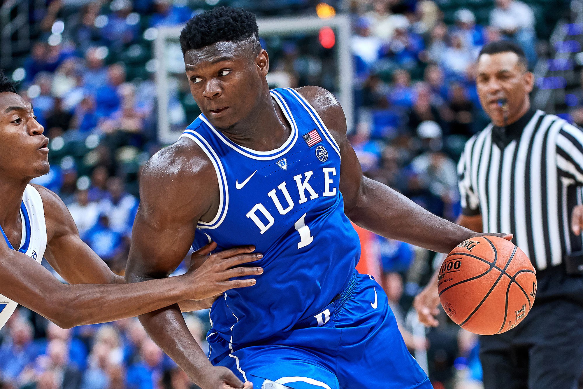 HLV Golden State Warriors khẳng định quái vật Zion Williamson sẽ trở thành LeBron James kế tiếp - Ảnh 1. HLV Golden State Warriors khẳng định quái vật Zion Williamson sẽ trở thành LeBron James kế tiếp - Ảnh 1.