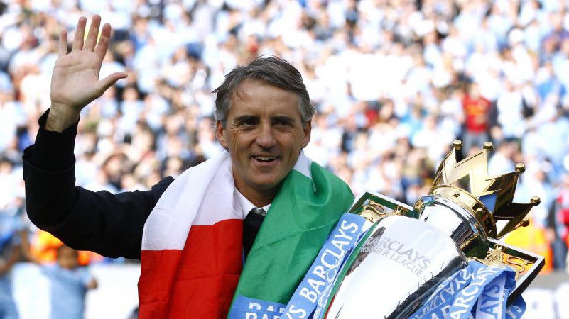 Thêm bằng chứng Man City vi phạm Luật công bằng tài chính để trả mức lương khủng cho Roberto Mancini