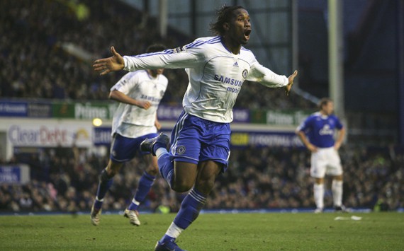 Drogba chính thức giải nghệ, cùng nhìn lại 10 khoảnh khắc đáng nhớ nhất của voi rừng trong màu áo Chelsea - Ảnh 6. Drogba chính thức giải nghệ, cùng nhìn lại 10 khoảnh khắc đáng nhớ nhất của voi rừng trong màu áo Chelsea - Ảnh 6.
