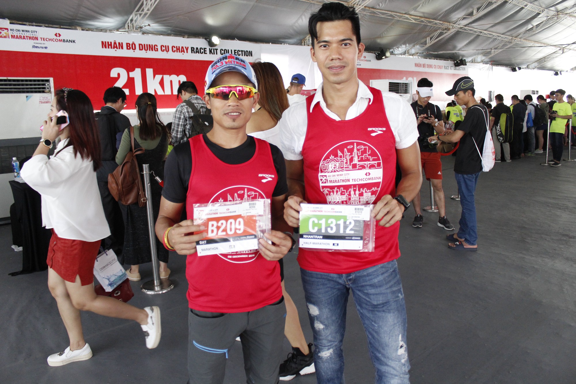 Hàng ngàn VĐV hào hứng đến nhận bib marathon quốc tế Techcombank - Ảnh 4. Hàng ngàn VĐV hào hứng đến nhận bib marathon quốc tế Techcombank - Ảnh 4.