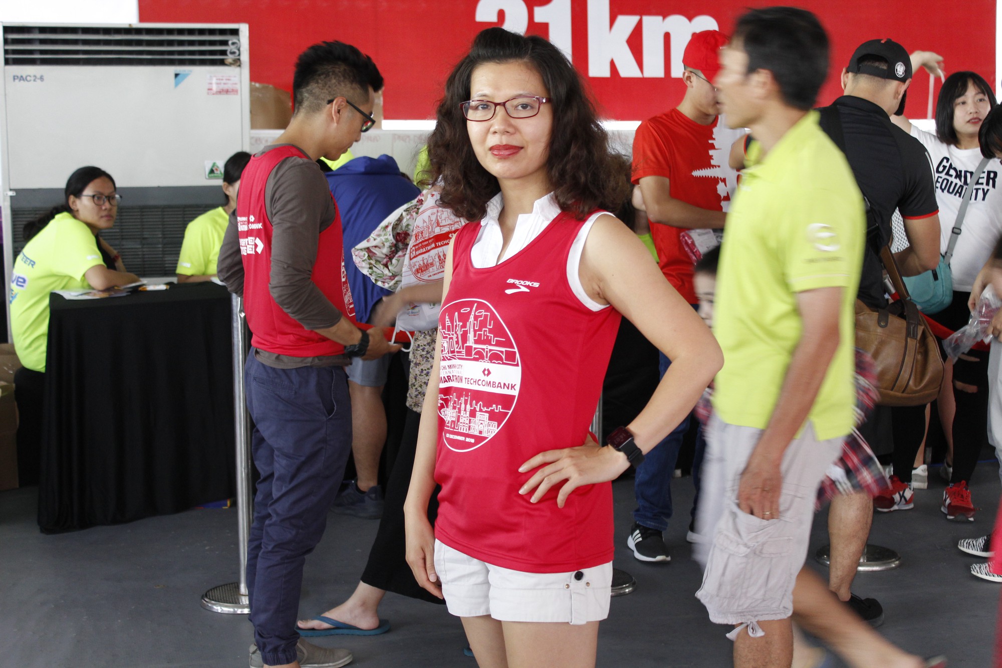 Hàng ngàn VĐV hào hứng đến nhận bib marathon quốc tế Techcombank - Ảnh 6. Hàng ngàn VĐV hào hứng đến nhận bib marathon quốc tế Techcombank - Ảnh 6.