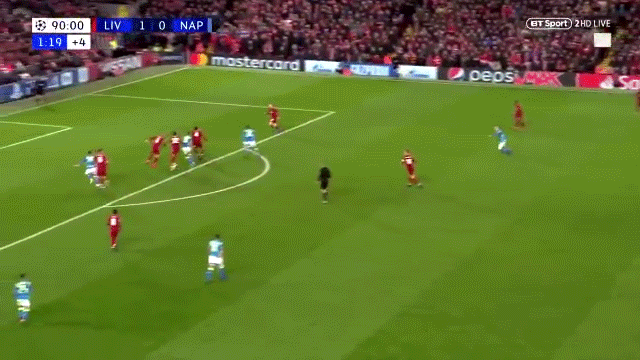 Fan Liverpool phát cuồng với pha cứu thua trị giá 12 triệu bảng của Alisson