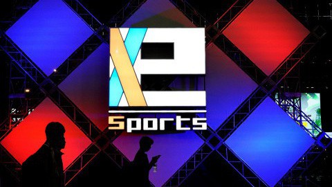 Vừa tổ chức, vừa tham gia giải đấu Esports có phạm luật không?