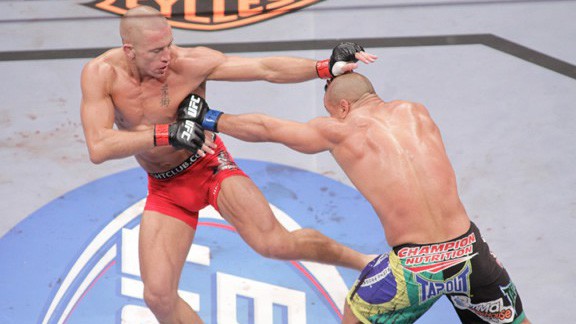Chuyện chưa kể ở góc võ đài Georges St-Pierre: "Cứ đập chết tên kia bằng háng!"
