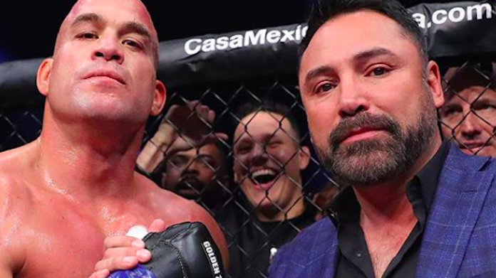 Chửi nhau chán, De La Hoya rủ Dana White lên sàn Quyền Anh giải quyết mâu thuẫn