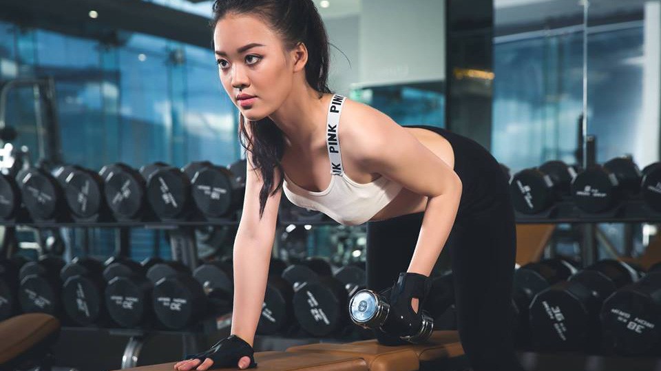 Nhan sắc Hoa hậu giỏi võ liên tục dự đoán chính xác tỷ số các trận cầu của đội tuyển Việt Nam