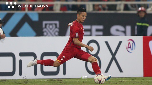 Giữ lời hứa vô địch AFF Cup 2018, Quế Ngọc Hải tri ân HLV Park Hang Seo