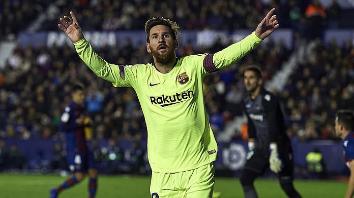 Lập hat-trick, Messi phá kỷ lục lịch sử của La Liga và áp sát cuộc đua "Chiếc giày vàng"