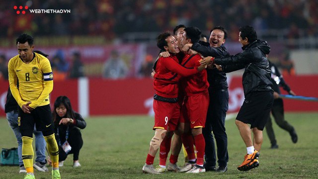 Hậu AFF Cup 2018: Quang Hải “lên đỉnh” lần 3, Công Phượng… lần 1