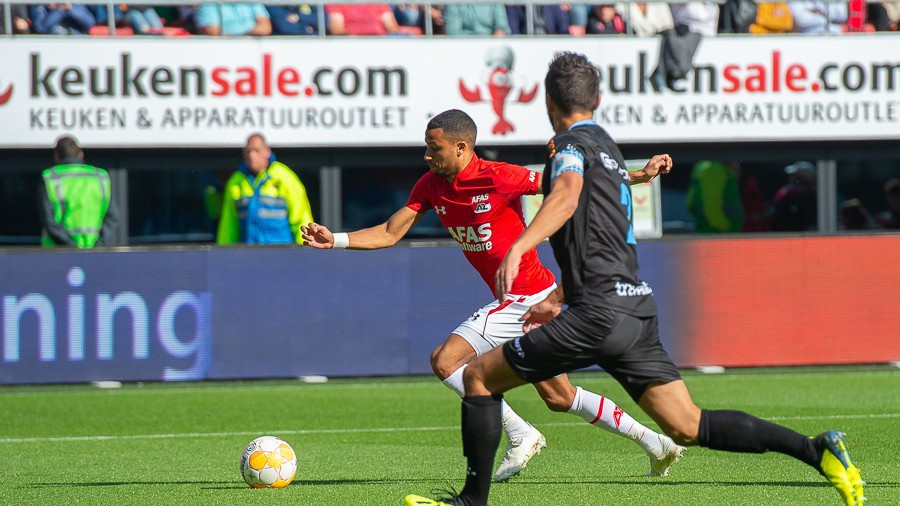 Nhận định tỷ lệ cược kèo bóng đá tài xỉu trận AZ Alkmaar vs Zwolle