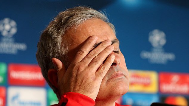 Jose Mourinho được đền bù tiền tỷ khi bị Man Utd sa thải