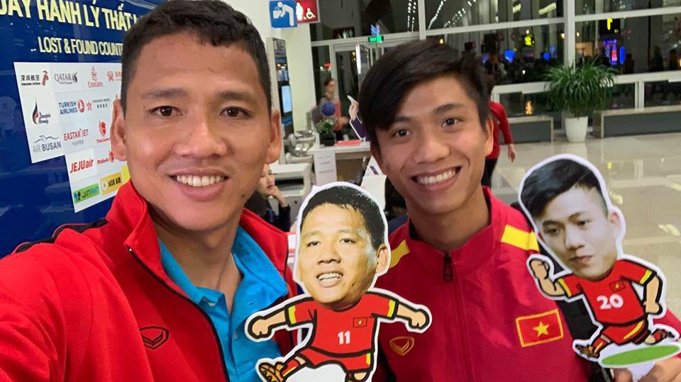 Bộ đôi Song Đức “chạy đua” top bàn thắng đẹp nhất AFF Cup 2018
